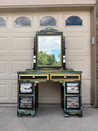 Vanity with mirror custom hand painted 1