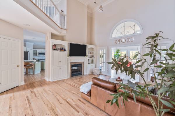 $639,900 / 4br - 3376ft2 - 162 Walnut Ridge Way (Bowling Green)63897515621634124