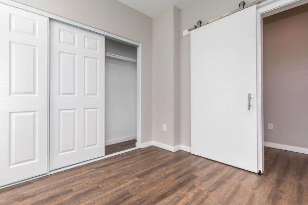 $2,670 / 2br - 962ft2 - Lavadora y Secadora en Casa, Ático, Persianas Verticales (albany / el cerrito)63695766820737123