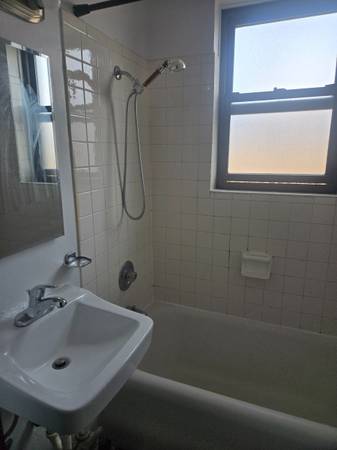 $1,095 🌟 Buena Park Studio! 948 West Cuyler Ave (Buena Park)63959741943299124