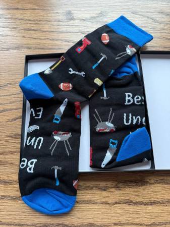 “Best Uncle Ever” Socks 1