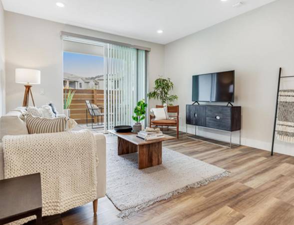 $3,350 / 3br - DEPÓSITO DE LUJO con juego WD + Tiendas cercanas + Balcón privado + 3 dormitorios (Larkfield / Santa Rosa)63790049637379121