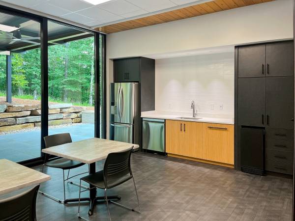 $29 Host no-worries meetings. Get rooms, set-up & catering. Just $29/hour (Tuscaloosa)63763870237827124