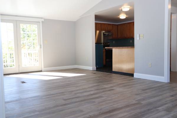 $3,300 / 3br - 2150ft2 - Fantastic views of pastures and distant mountain range, you'll love it (Milton)63931519316354124