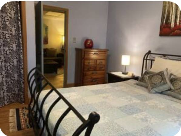 $1,080 / 1br - 950ft2 - 1 bdrm/1 bath apartment - All Utilities Included (Black Mountain)64029208595714124