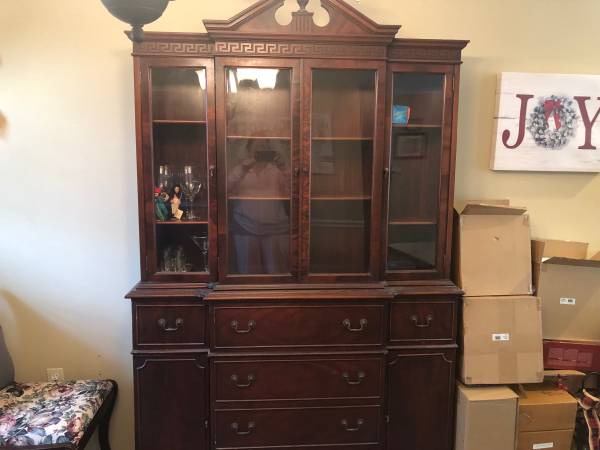 China cabinet with desk 1