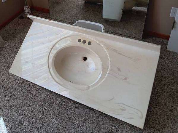 Vanity top 1