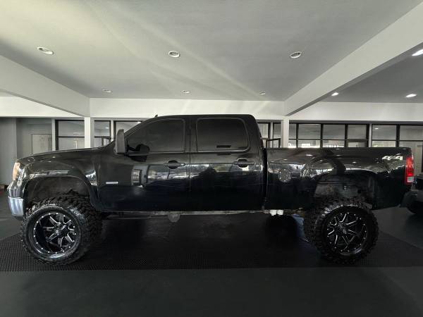 2007 GMC Sierra 2500 HD Crew Cab SLE Pickup 4D 6 1/2 ft V8, 6.6L Turbo - $14995.0063618461888513123