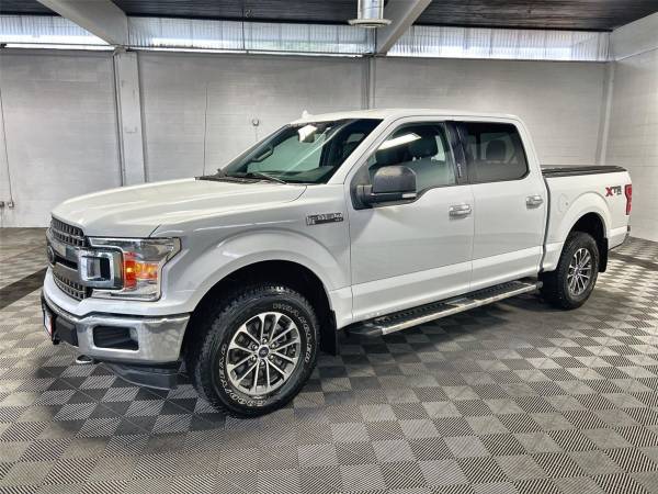 2018 Ford F-150 4x4 4WD camioneta F150 XLT cabina SuperCrew, carrocería Styleside - $26,900 (Se habla español)63438173525251121