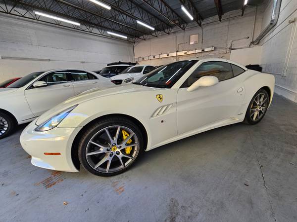 Ferrari California - $80,000 (Flagler miami)63479746490497124
