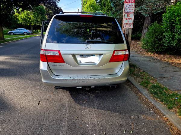 2007 Honda Odyssey EX-L — 7 pasajeros – Bien mantenida – $2,99963470785327491122