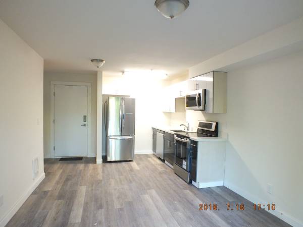 $1,700 / 1br - 550ft2 - $1700 1 Bed 1 Bath, Light & Bright! Top Floor (Northgate)63808059242755121