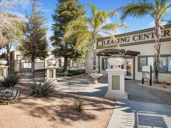 $1,950 / 2br - 872ft2 - in Palmdale CA, 2/BD 1/BA, Private Balconies (38300 30th Street East , Palmdale, CA)63869889644161120
