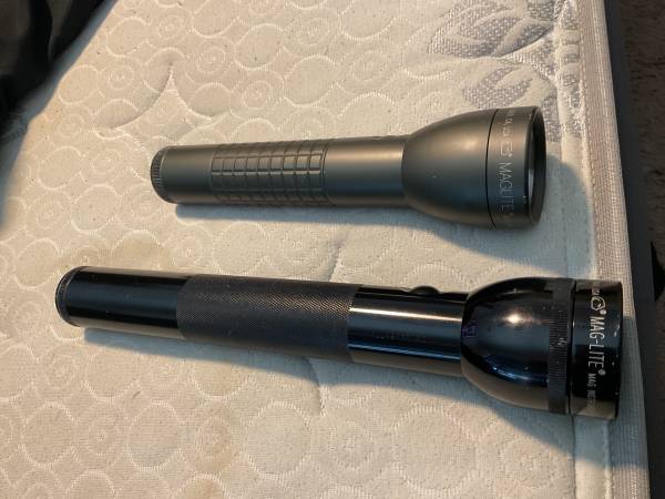 Maglite flashlight 1