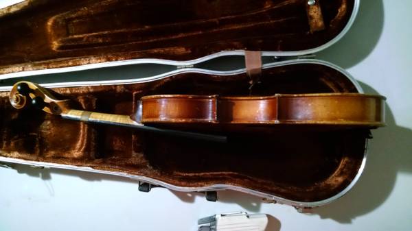 Violín + estuche duro Karl Hauser alemán Bubenreuth 19 necesita piezas + mantenimiento - $30 (Boston y zonas al norte)63471243139587121