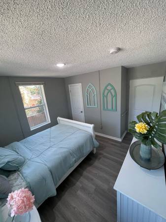 $1,995 / 1br - St Pete Apartment (Saint Petersburg)63980540816259122