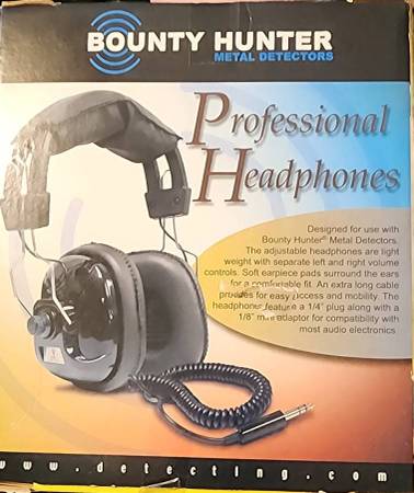 Bounty Hunter Professional Headphones 1