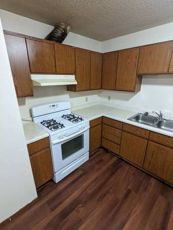 $650 / 1br - 📍 370 E. Birch Ave. #135B – Barron, WI - Available October 6th, 2025 (Barron, WI)63845958618627122