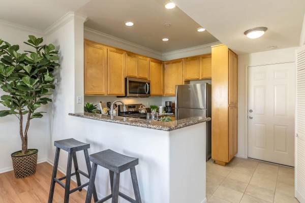 $3,229 / 3br - 1344ft2 - 🍂 Sweater-Weather 3BR/2.5BA – Tour with Jessica Thornton! (17621 W. Pauline Ct., Canyon Country, CA)63953076505091123