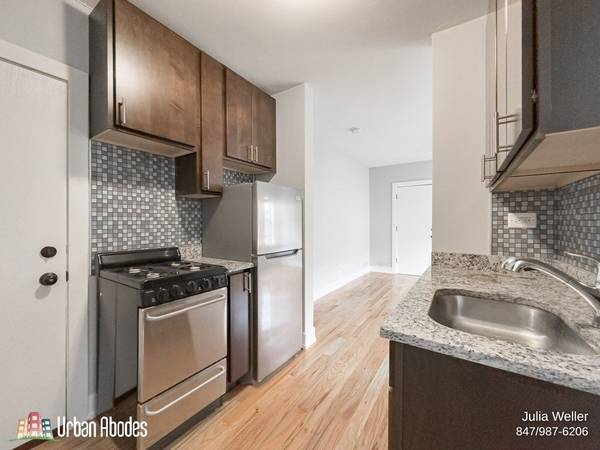 $1,395 / 400ft2 - $300 OFF FIRST MONTH'S RENT! Exceptional Studio, 1 Bath in Lakeview (Lakeview)64041642137091123