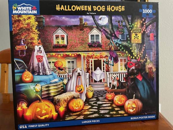 "Halloween Dog House" Quality White Mountain 1000 Piece Puzzle 1
