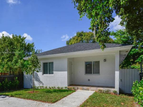 $870 / 2br - 2 bed 1 bath Duplex New Construction (1987 NW 49th St, Unit C,Miami, FL)64001847612161120