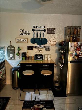 $1,690 / 1br - Sterling 1/1 for rent at Oakland Park (Oakland Park)64049281585794121
