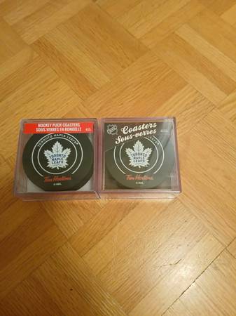 2-  (4 PACK )Team Logo Hockey Puck Coasters  - Maple Leafs 1