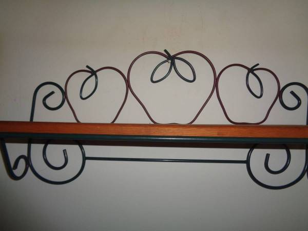 Apple Design Wall Shelf 1