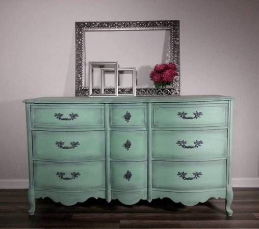 Dresser French Provençal 1