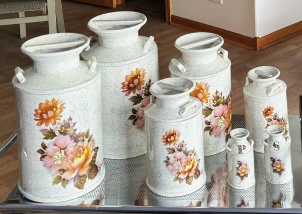 7 Pieces Ceramic Canister Set, Brand New 1