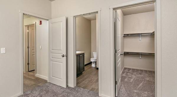 $1,625 / 2br - 990ft2 - Rare Opportunity: 2 BR/2 BA Home with Playground Access (Meridian)64003314138498122