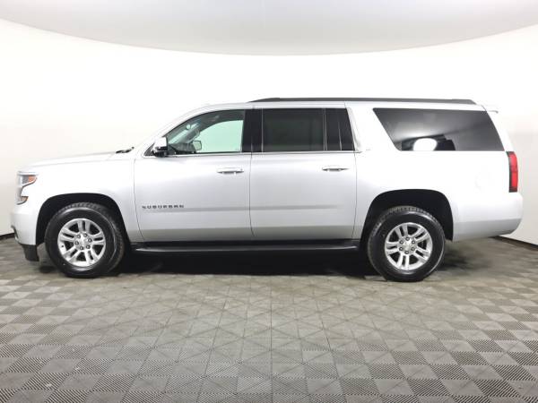 2019 Chevrolet Suburban LT - $29,995 (_Chevrolet_ _Suburban_ _Sedan_)63624449493121121
