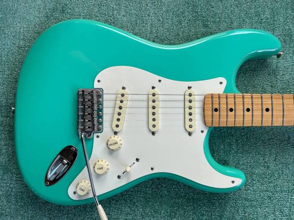 FENDER VINTERA 50s STRATOCASTER SEA FOAM GREEN 1