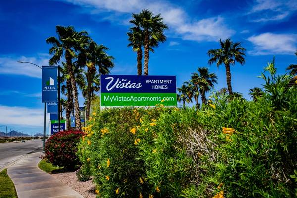 $1,225 / 3br - 1172ft2 - One Month Free Rent!!! 3 Bed, 2 Bath, Washer/Dryer, Carport, Dog Parks (Laughlin)63799567816065124