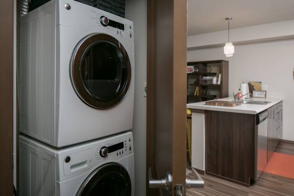 $1,634 / 1br - 546ft2 - 1 Bedroom Special $1150! In Home W&D - Pool - 24 hr. Gym ☀️ (3720 196th St SW, Lynnwood, WA)63884778923649121