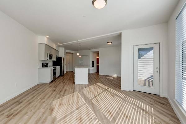 $2,799 / 3br - 1400ft2 - Air Conditioning, EV Chargers, Rooftop Deck, Community Lounge63999455848195124