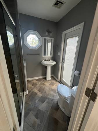 $1,699 / 1br - Waretown, near beach & parkway $1699 INCLUDES all utilities (Waretown)63612016764291124