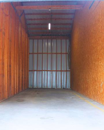 $469 12x40 Contractor Bay for Rent in Bellevue! (Bellevue)63681714177921120