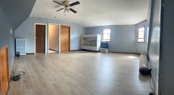 $2,400 / 3br - XL Spacious 3BR/1BA with extra office room, Heat Included, Lowell (Lowell)64034777112578122