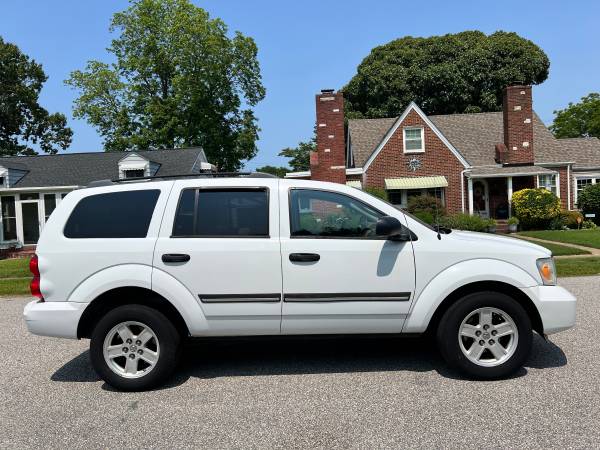 2008 Dodge Durango SLT 4x4 (3ª fila, impecable) - $4,200 (newport news)63621667335683124
