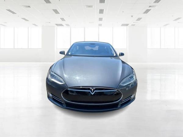 2013 Tesla Model S Sedan 4D - $10,999 (+ FaceAutos - EASY APPROVAL! TAX TIME IS CAR-TIME!)63617847299585121