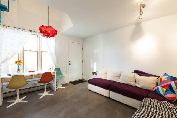 $1,500 / 1hab - 500ft2 - incluye colchón queen, entrada privada con pequeño patio (Cambridge)63655201945091120