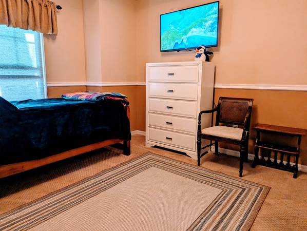 $875 / 400ft2 - Private Bed 1 Bath with private entry (Williston)63823033141377120