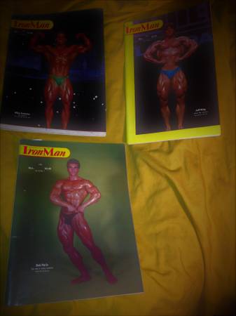 (53) Revistas de culturismo de los años 80 - $14 (Midtown West)63471424188801121