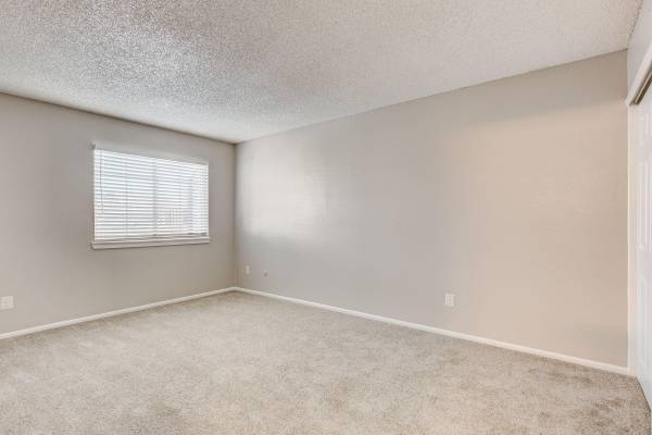 $2,309 / 3br - 1166ft2 - 3 Bed, On-site Maintenance, Kitchen Island (8300 Sheridan Boulevard, Westminster, CO)63679424232067122