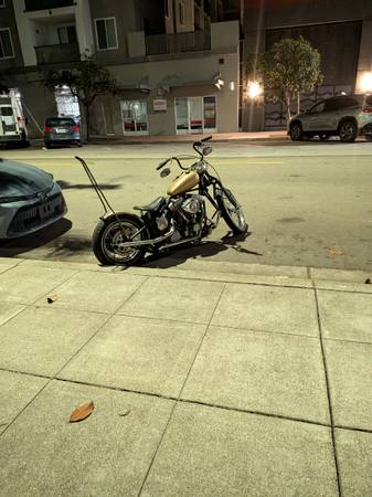Softail bobber 1