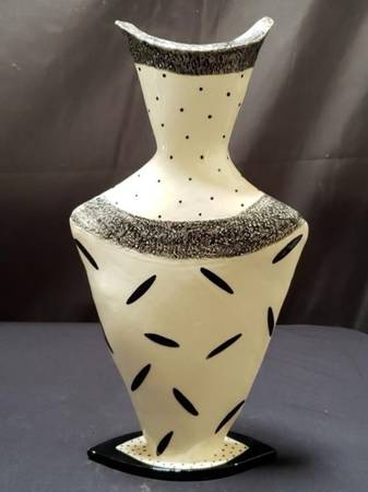 Signed T. Shapiro Modernist Ceramic Art Vase – Black & White – 15.75” Scul 1