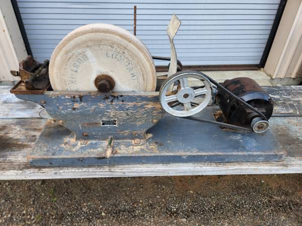 Motorized Circular Grindstone 1