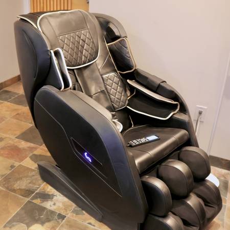 MassaMAX MF-600 Full Body Zero Gravity Massage Chair
